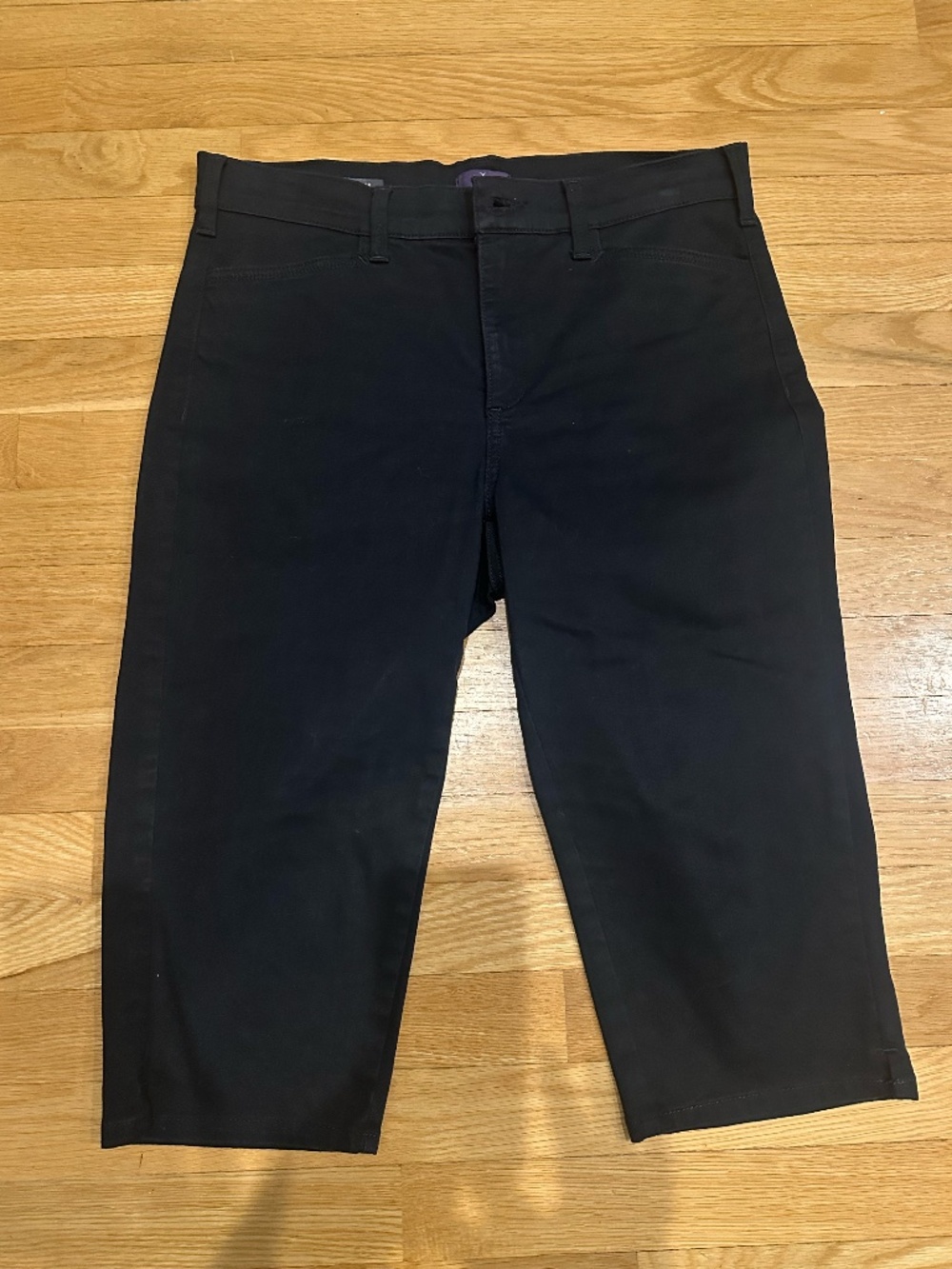 Black NYDJ Kaelin Skimmer Jeans Featuring Lift-Tuck Technology ~ 8